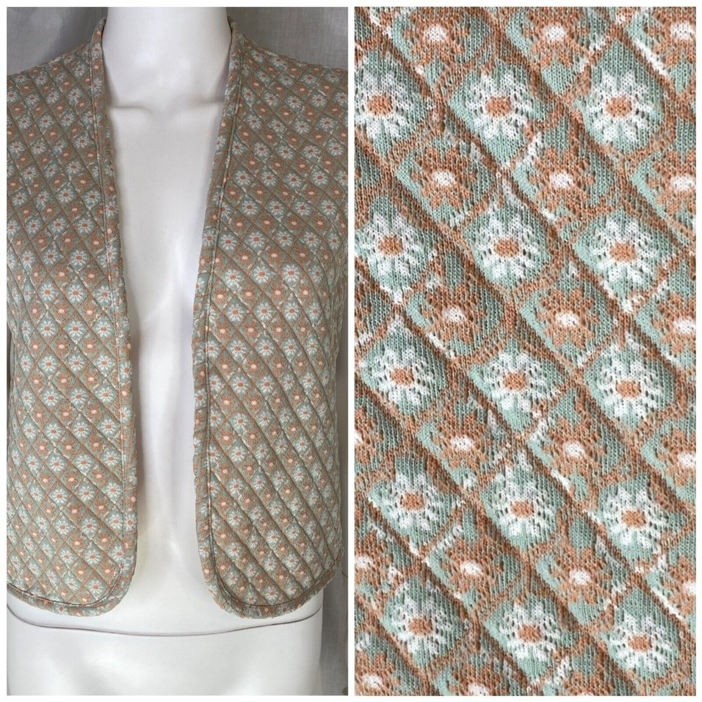 Vintage 60s quilted micro floral Union Tag vest blush pink sage green‎